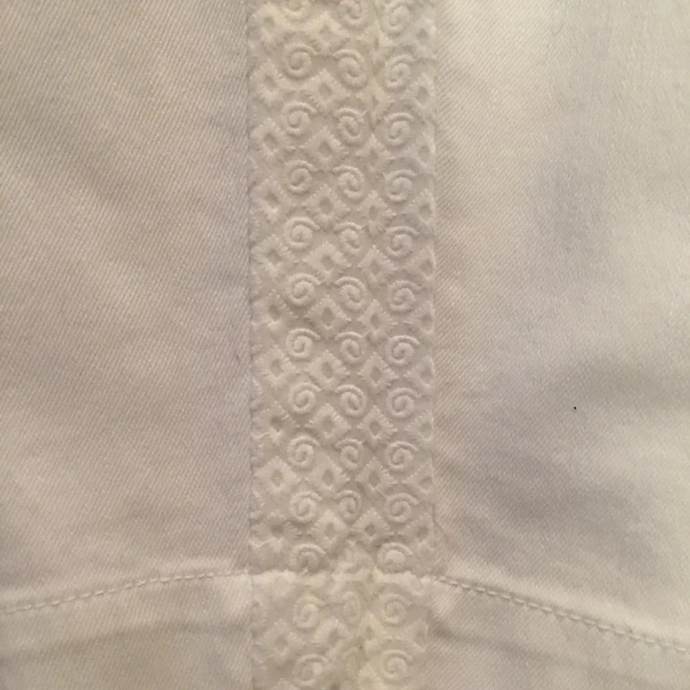 Coldwater Creek White Denim Shorts NWT